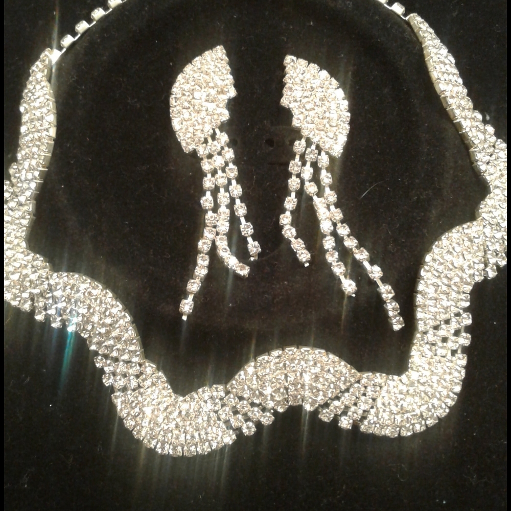 Necklace set - Picture 2 of 4
